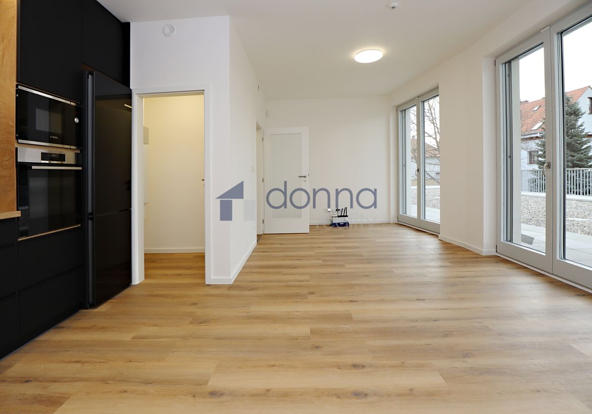 Pronájem bytu 3+kk 87 m² (Jednopodlažní)