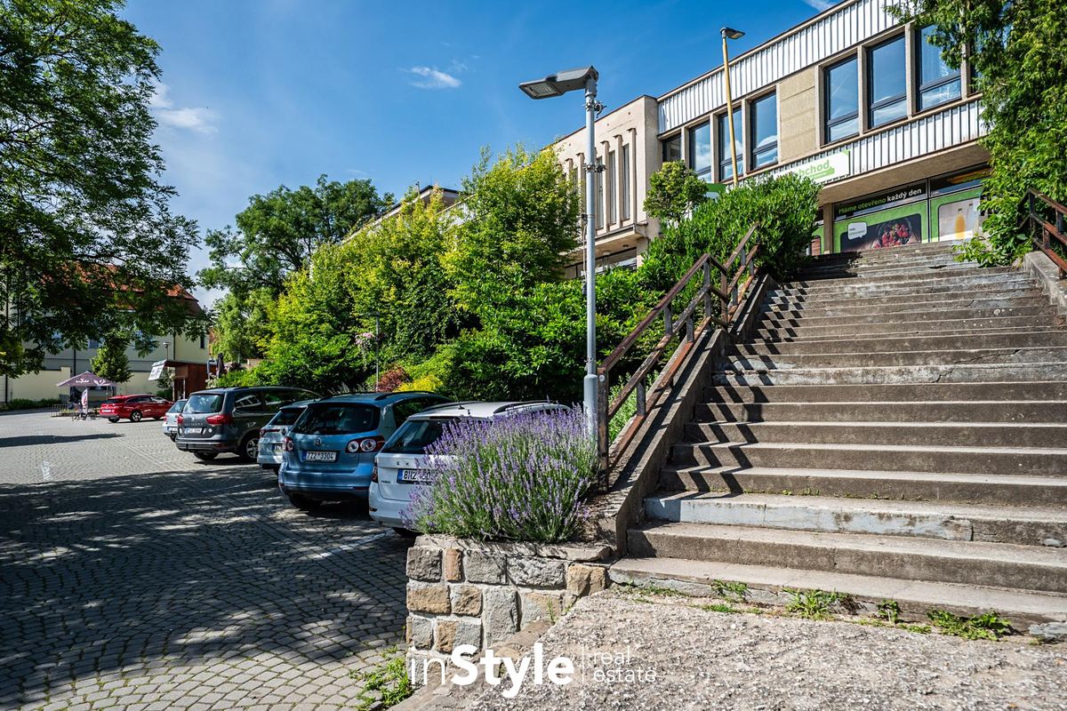 Pronájem obchodního prostoru 123 m²