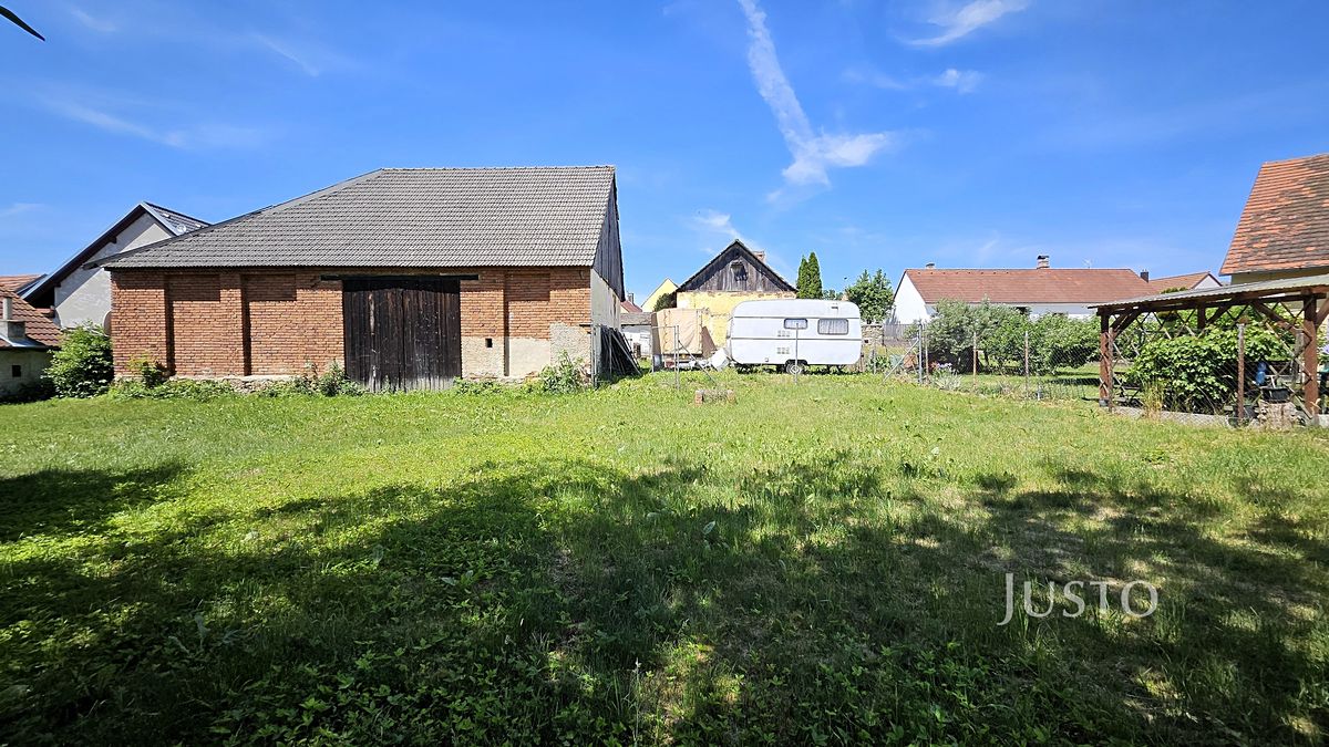 Prodej rodinného domu 174 m², pozemek 963 m² – fotografie 4