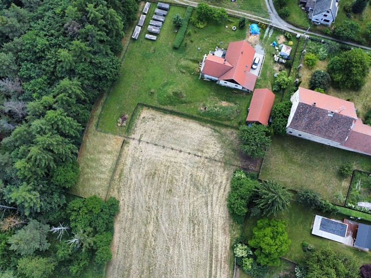 Prodej pozemku, 2 048 m² (2 z 8)