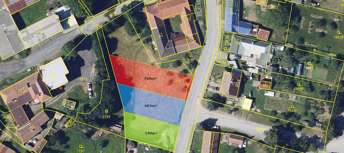 Prodej stavebního pozemku 769 m² – fotografie 3