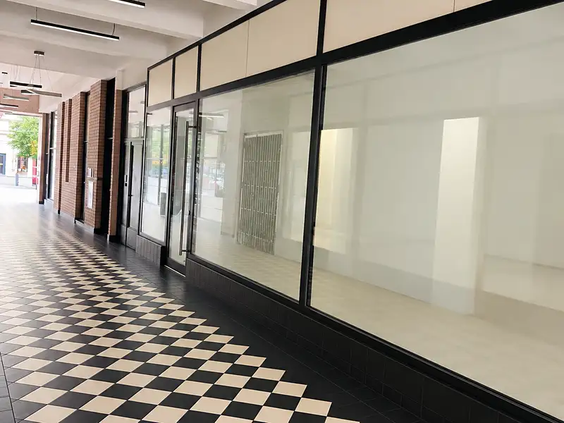 Pronájem obchodního prostoru 97 m², Karlovy Vary – náhled fotky 2