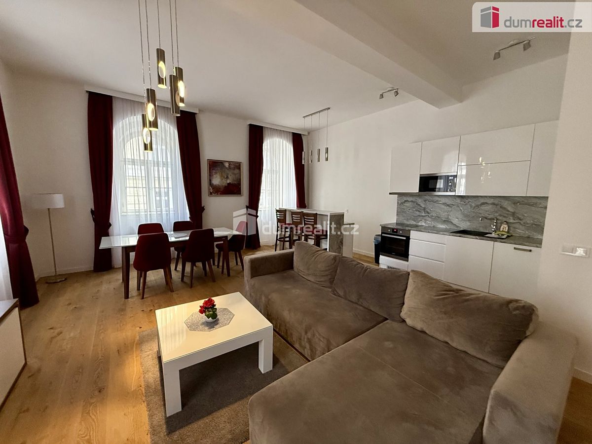 Pronájem bytu 3+kk 89 m²