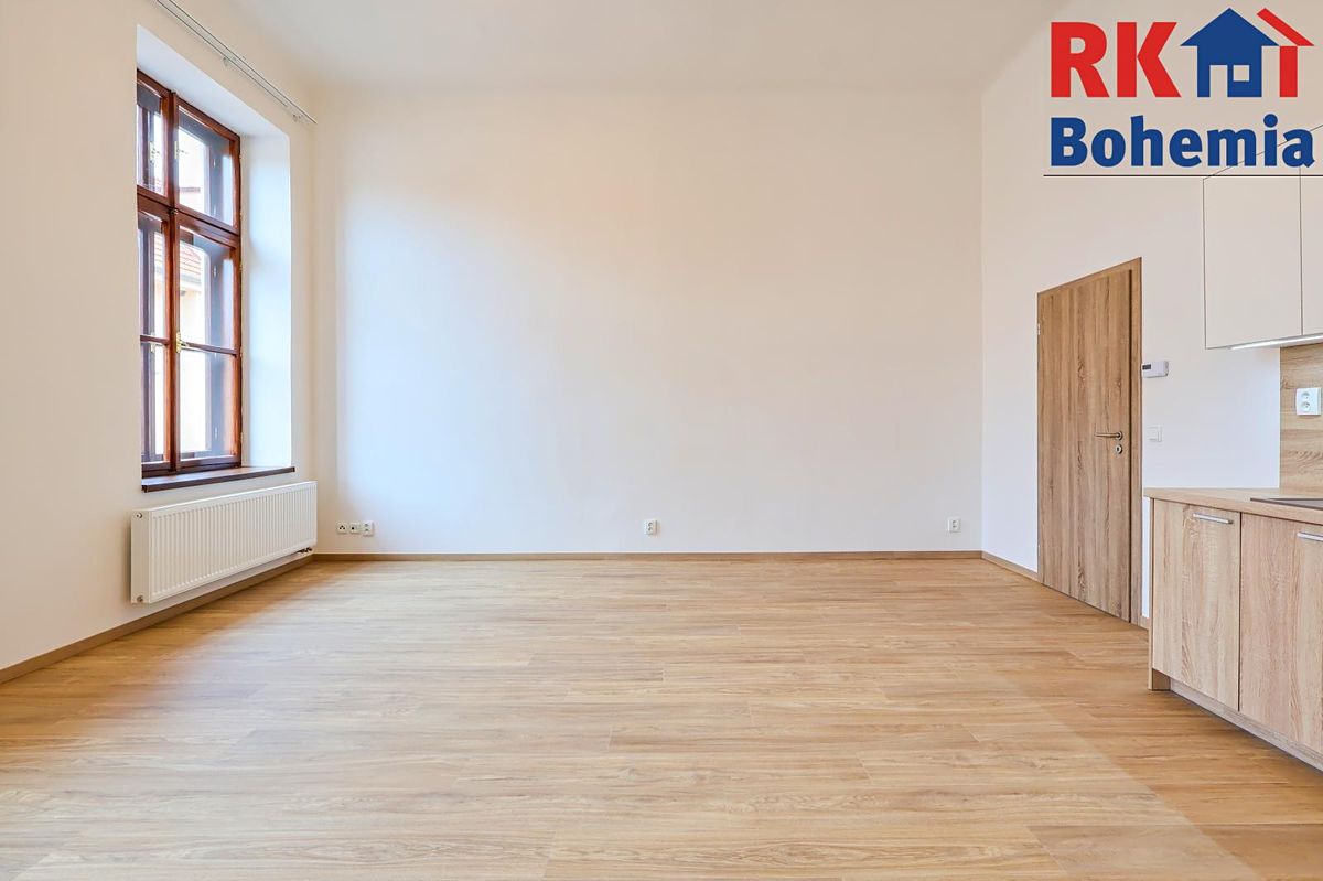 Pronájem bytu 1+kk 38 m² – fotografie 5