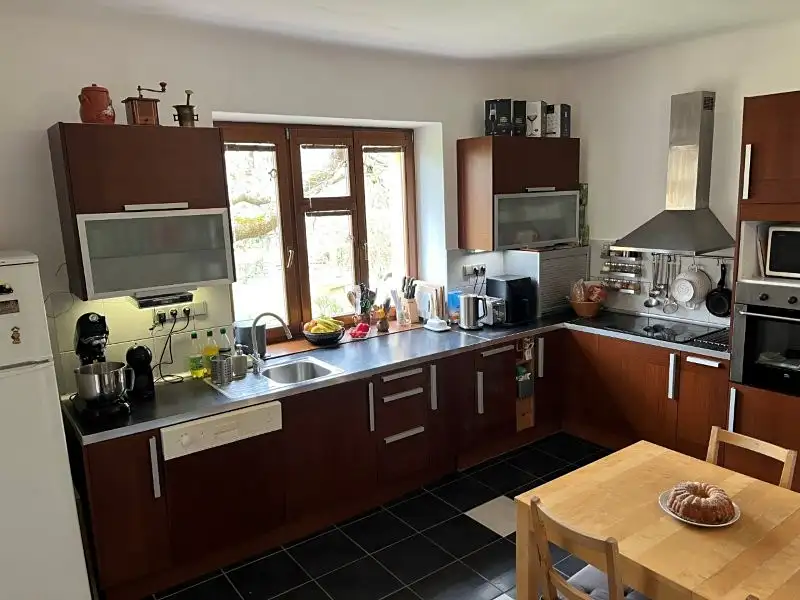 Prodej rodinného domu 330 m², pozemek 780 m², Jihlava – náhled fotky 3