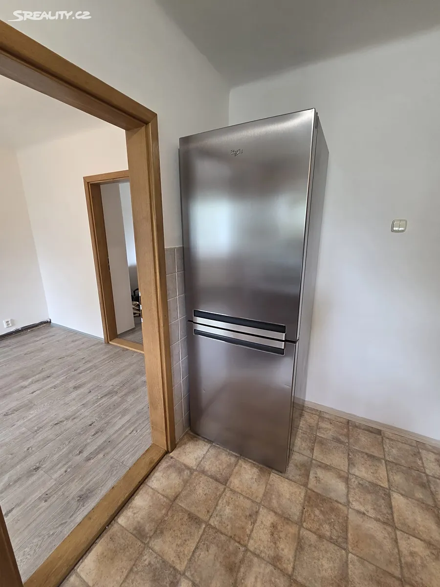 Pronájem bytu 3+1 70 m² – pohled 4
