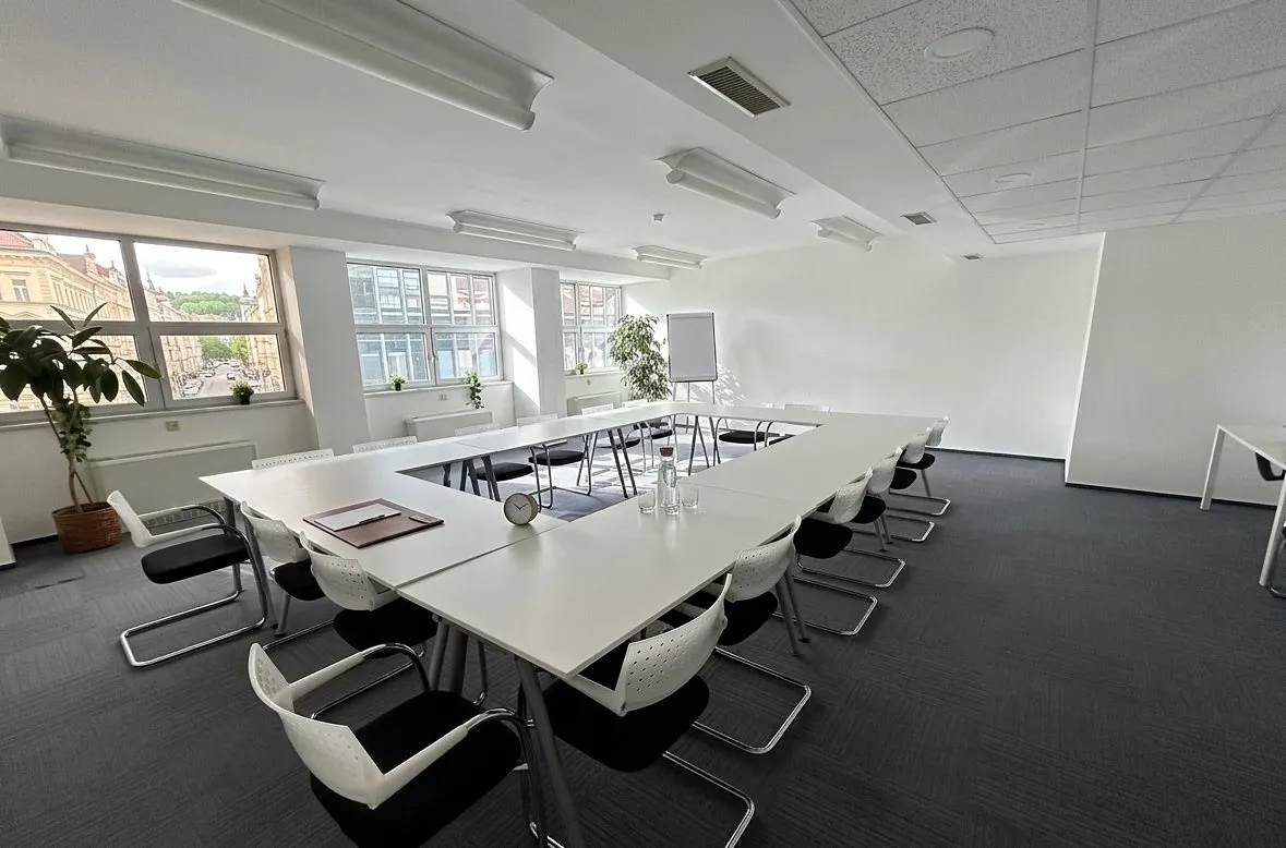 Pronájem kanceláře 150 m²