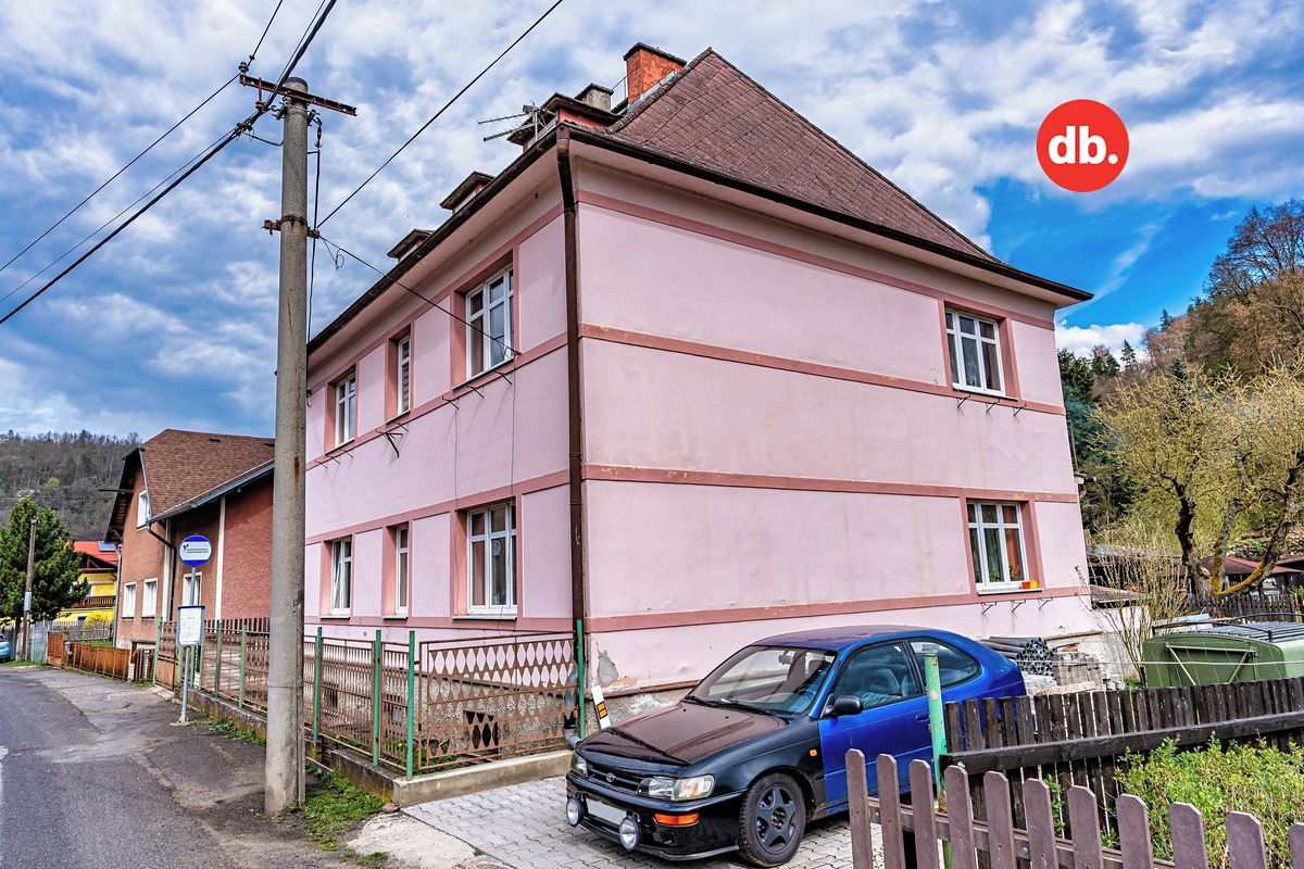 Prodej rodinného domu 230 m², pozemek 535 m² – fotografie 3
