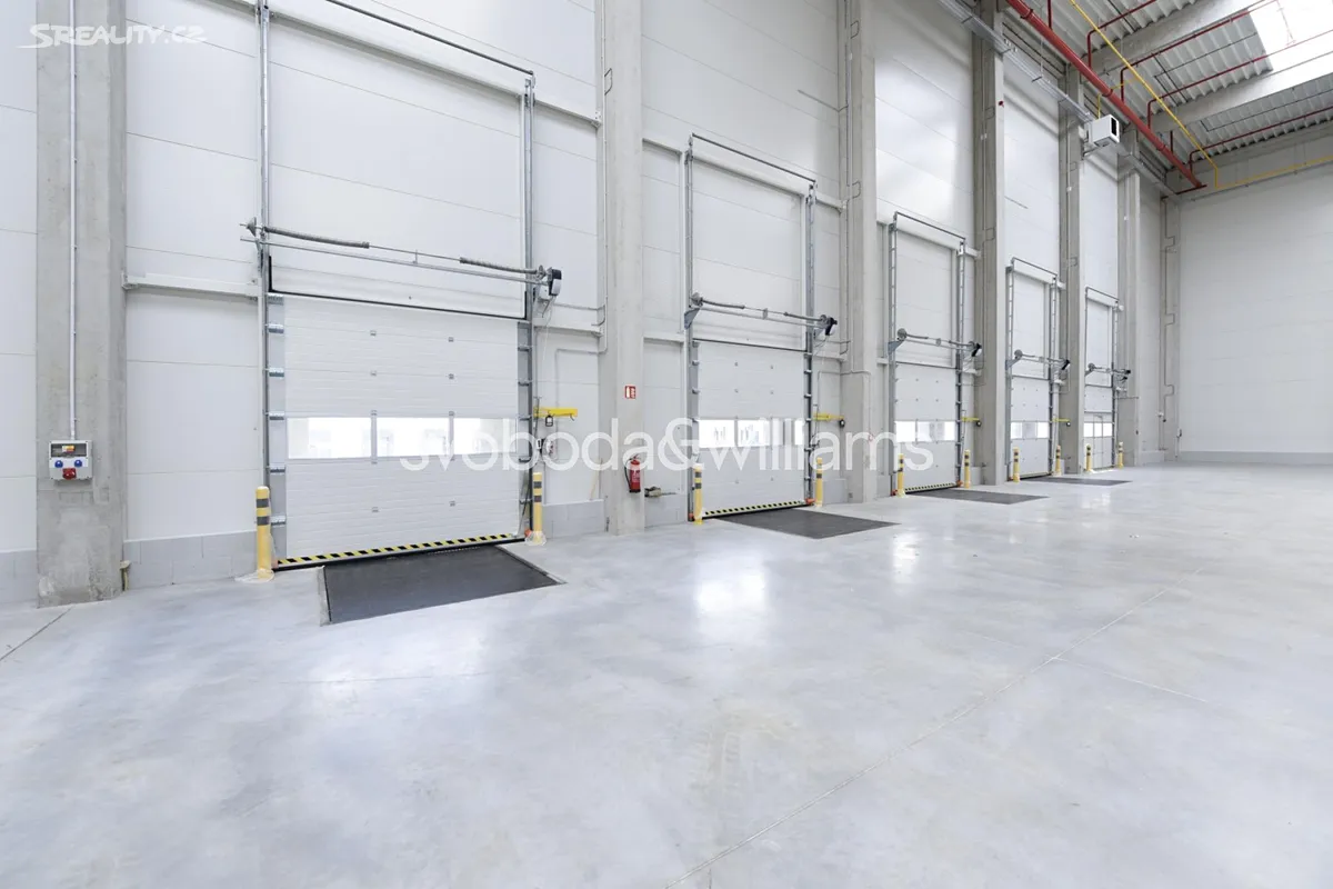 Pronájem skladového prostoru 3481 m² – pohled 6