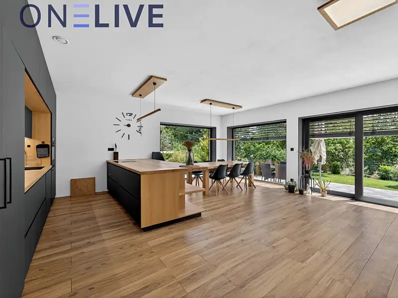 Prodej rodinného domu 164 m², pozemek 1772 m², Plzeň – náhled fotky 1