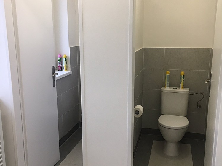 Комерційне приміщення в оренду, 120 м² (25 з 27)