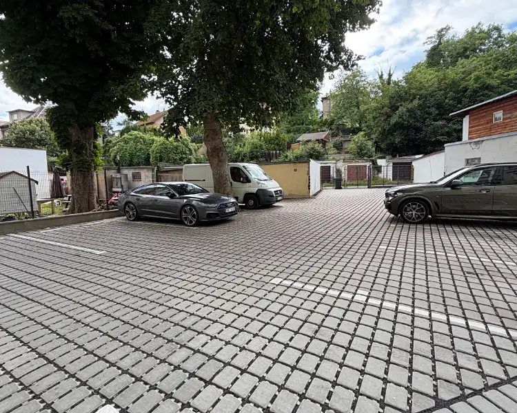Pronájem garážového stání 15 m², Teplice – náhled fotky 3