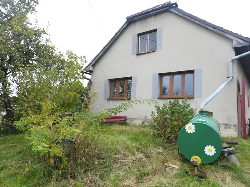 Prodej rodinného domu 174 m², pozemek 681 m², Kamenná – náhled fotky 1