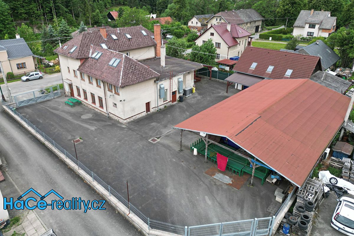 Prodej komerční nemovitosti 572 m² – fotografie 2