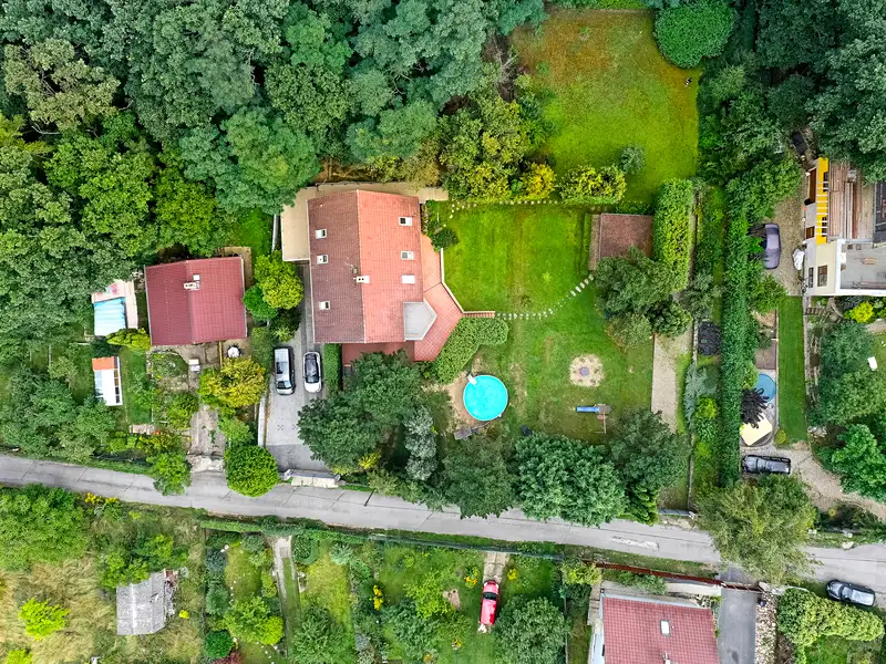 Prodej rodinného domu 246 m², pozemek 795 m², Zdiby – náhled fotky 2