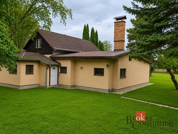 Haus zum Kauf, 150 m² (1 von 5)