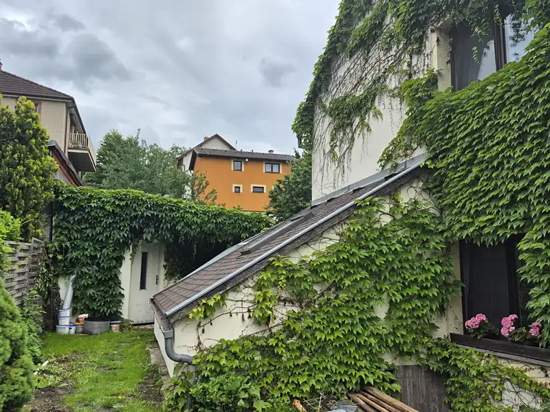 Prodej rodinného domu 330 m², pozemek 413 m², Praha – náhled fotky 3