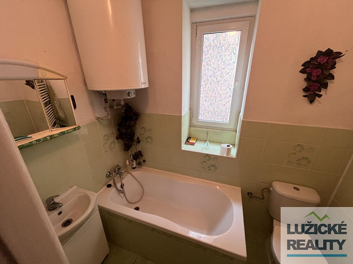 Pronájem rodinného domu 150 m², pozemek 115 m² – fotografie 4