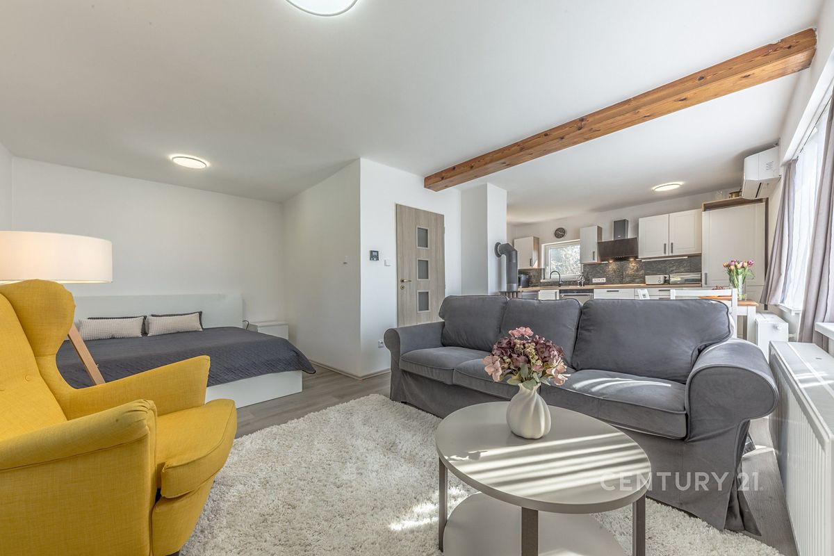 Prodej rodinného domu 80 m², pozemek 1309 m²