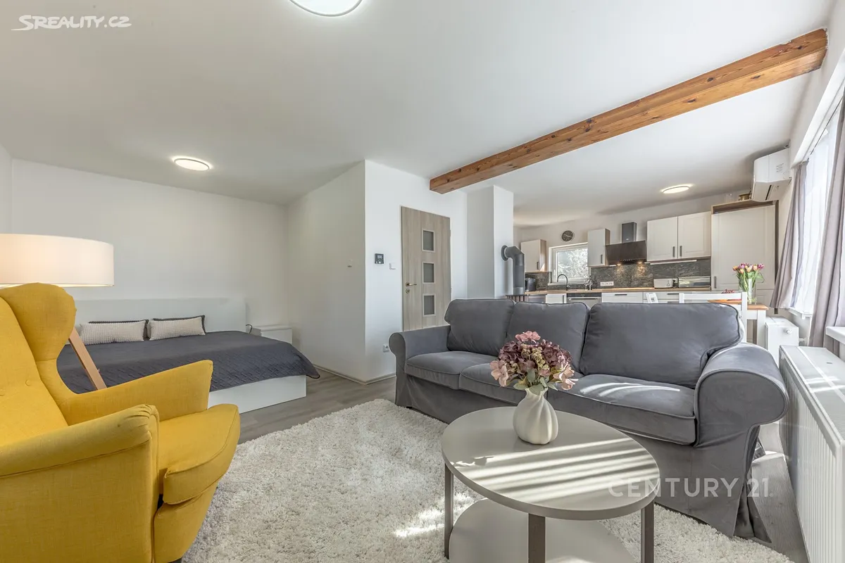 Prodej rodinného domu 80 m², pozemek 1309 m², Březová-Oleško