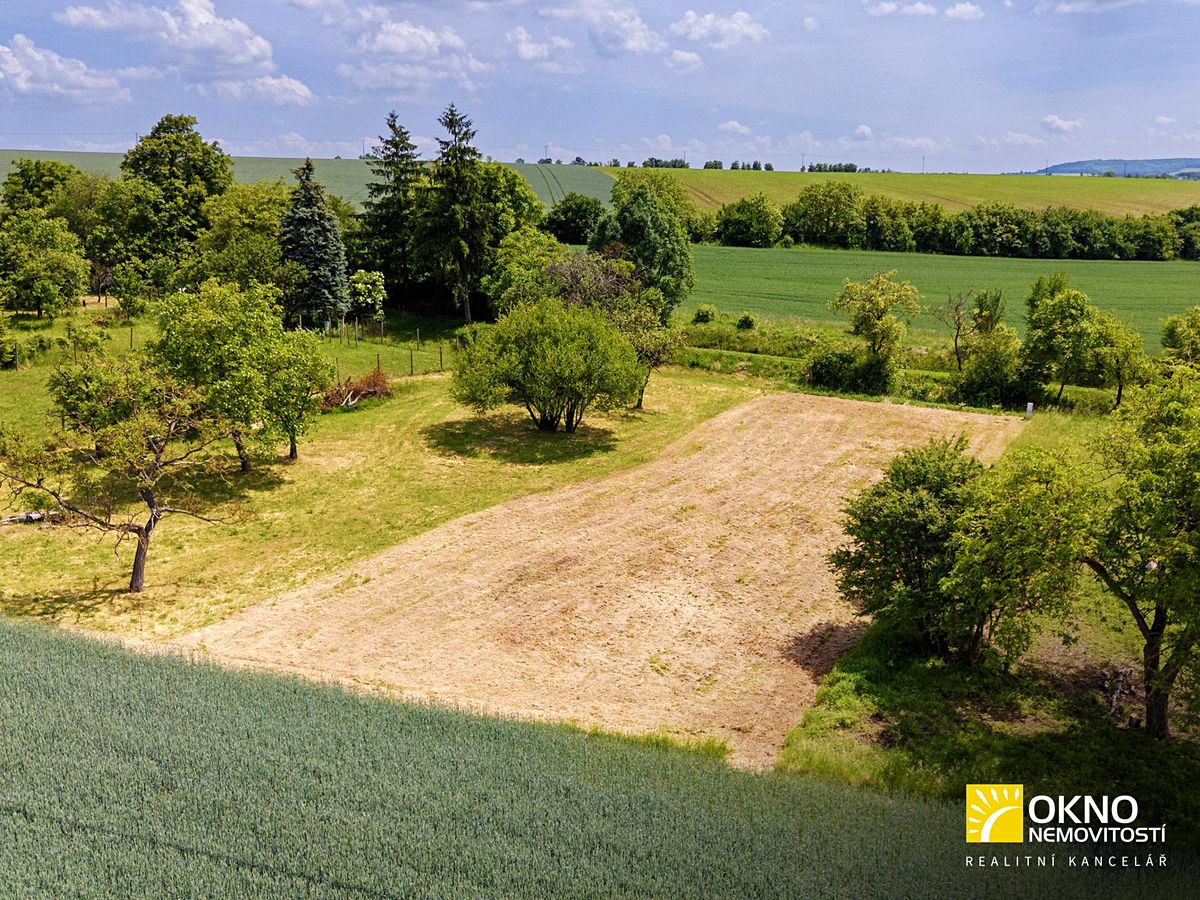 Prodej stavebního pozemku 1041 m² – fotografie 3