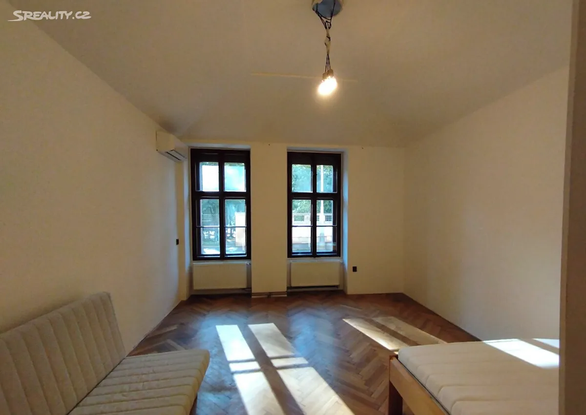 Pronájem bytu 2+kk 45 m², Praha
