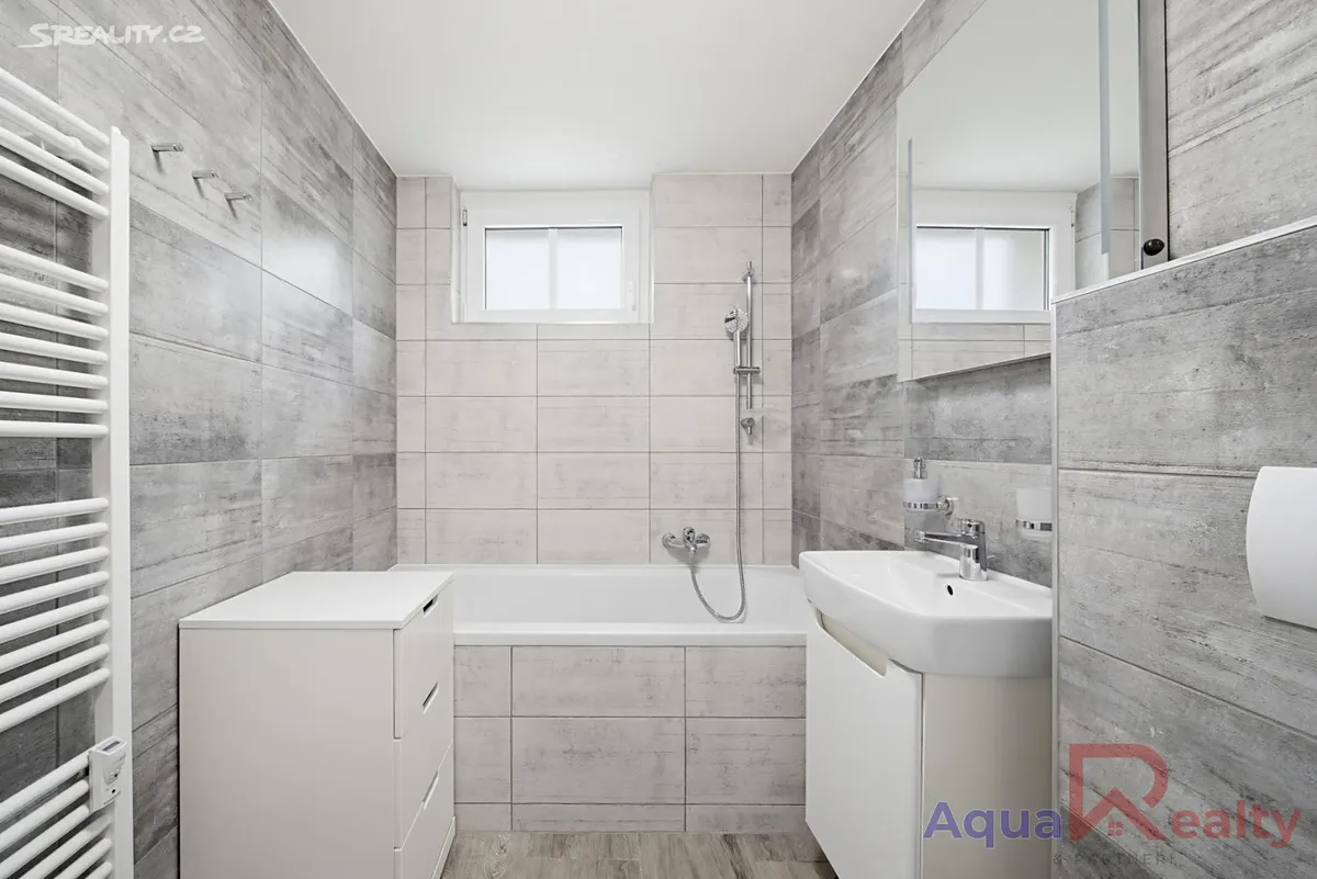 Prodej bytu 2+1 57 m² – pohled 6