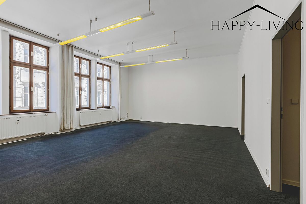 Pronájem kanceláře 138 m² – fotografie 2