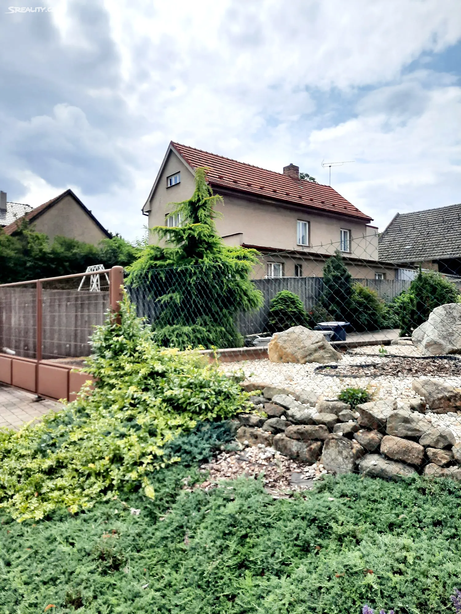 Pronájem rodinného domu 120 m², pozemek 389 m²