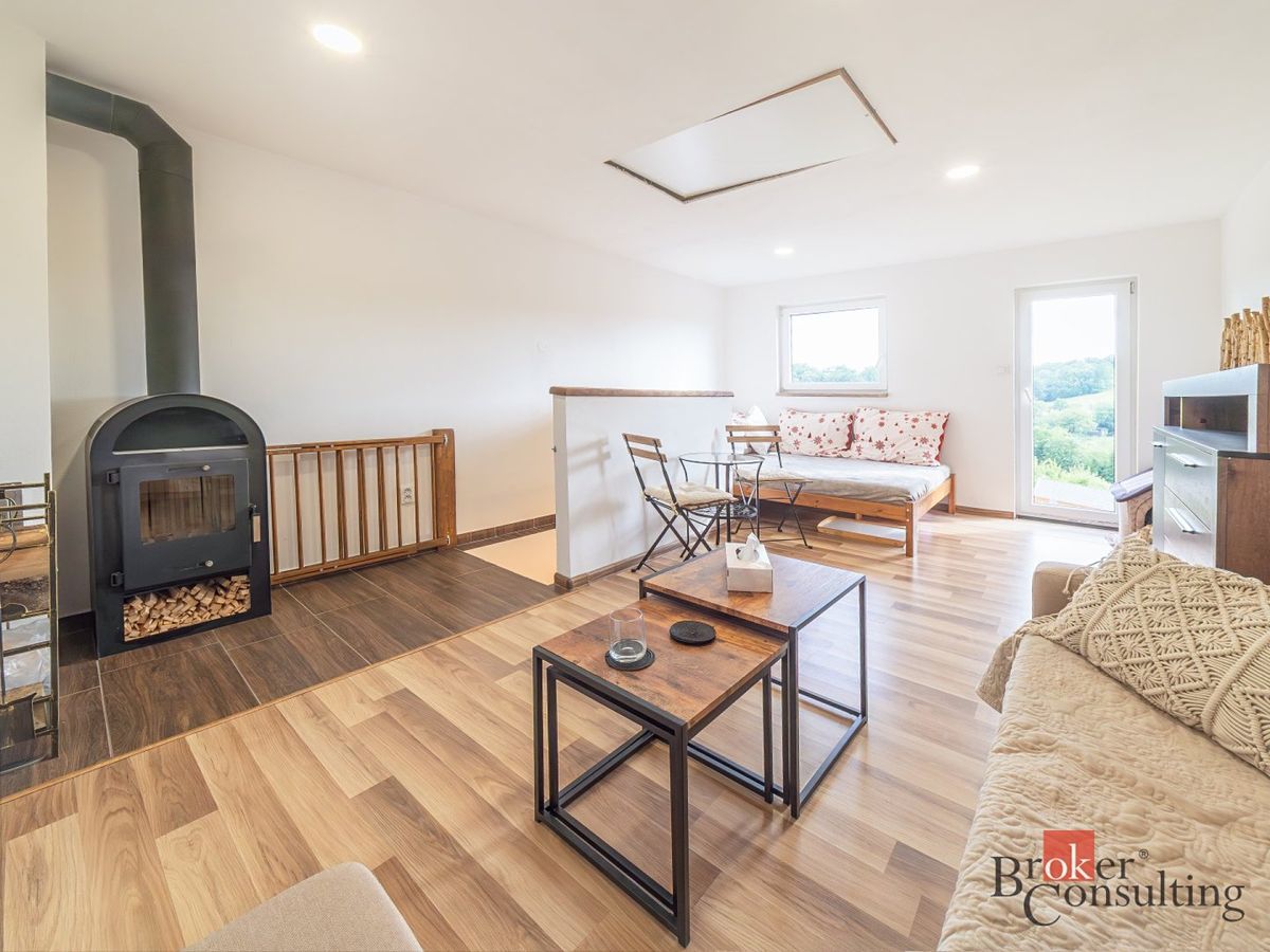 Prodej chalupy 56 m², pozemek 378 m² – fotografie 2