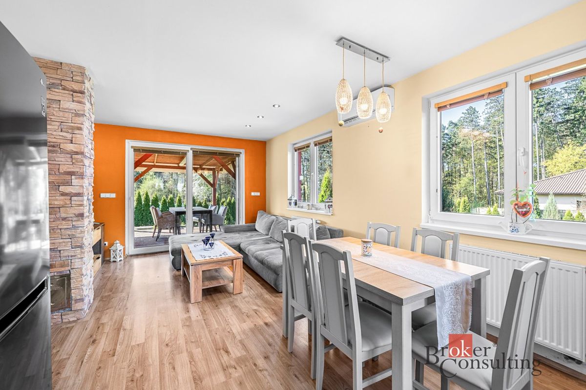 Prodej rodinného domu 93 m², pozemek 973 m² – fotografie 2