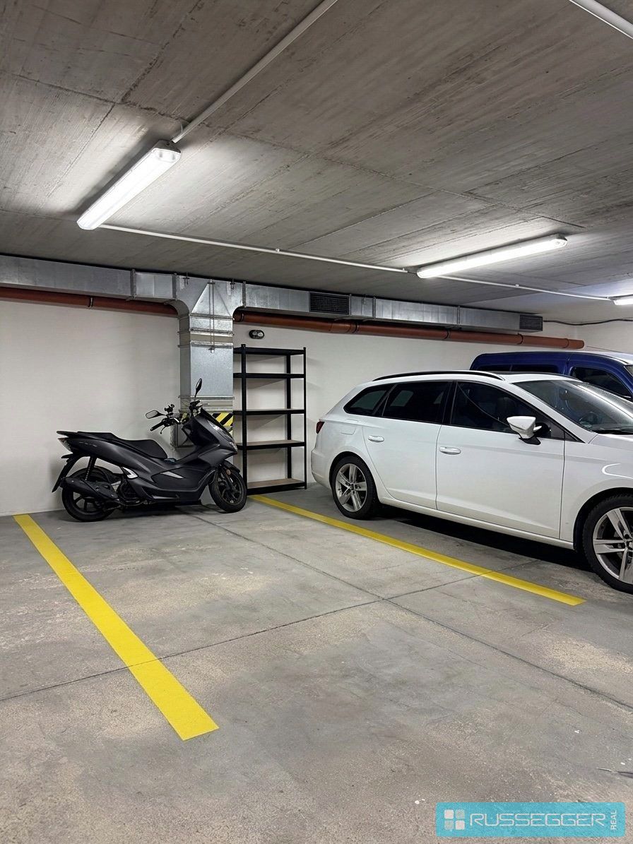 Pronájem garážového stání 13 m² – fotografie 3