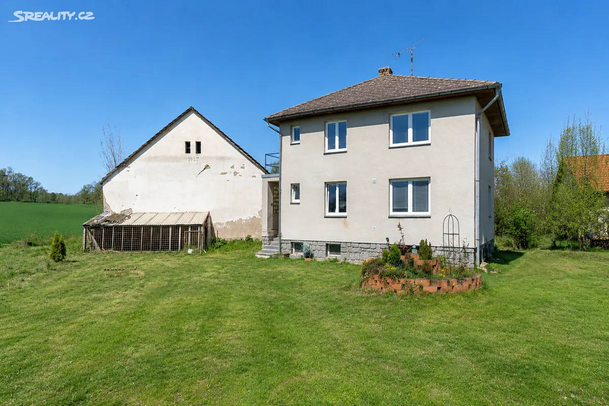 Prodej rodinného domu 145 m², pozemek 1200 m², Nedrahovice