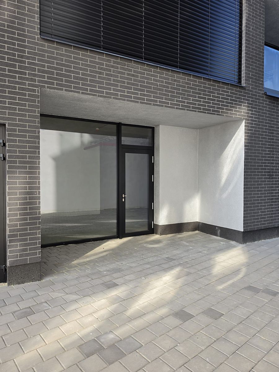 Pronájem obchodního prostoru 24 m² – fotografie 4