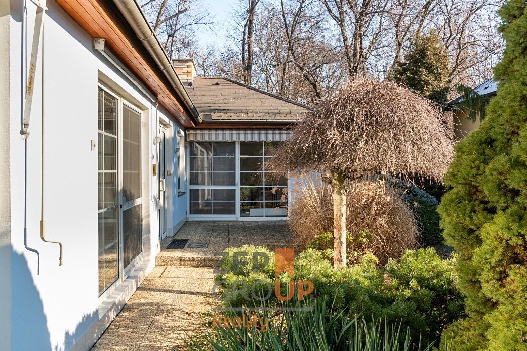 Prodej kanceláře 355 m² – fotografie 3