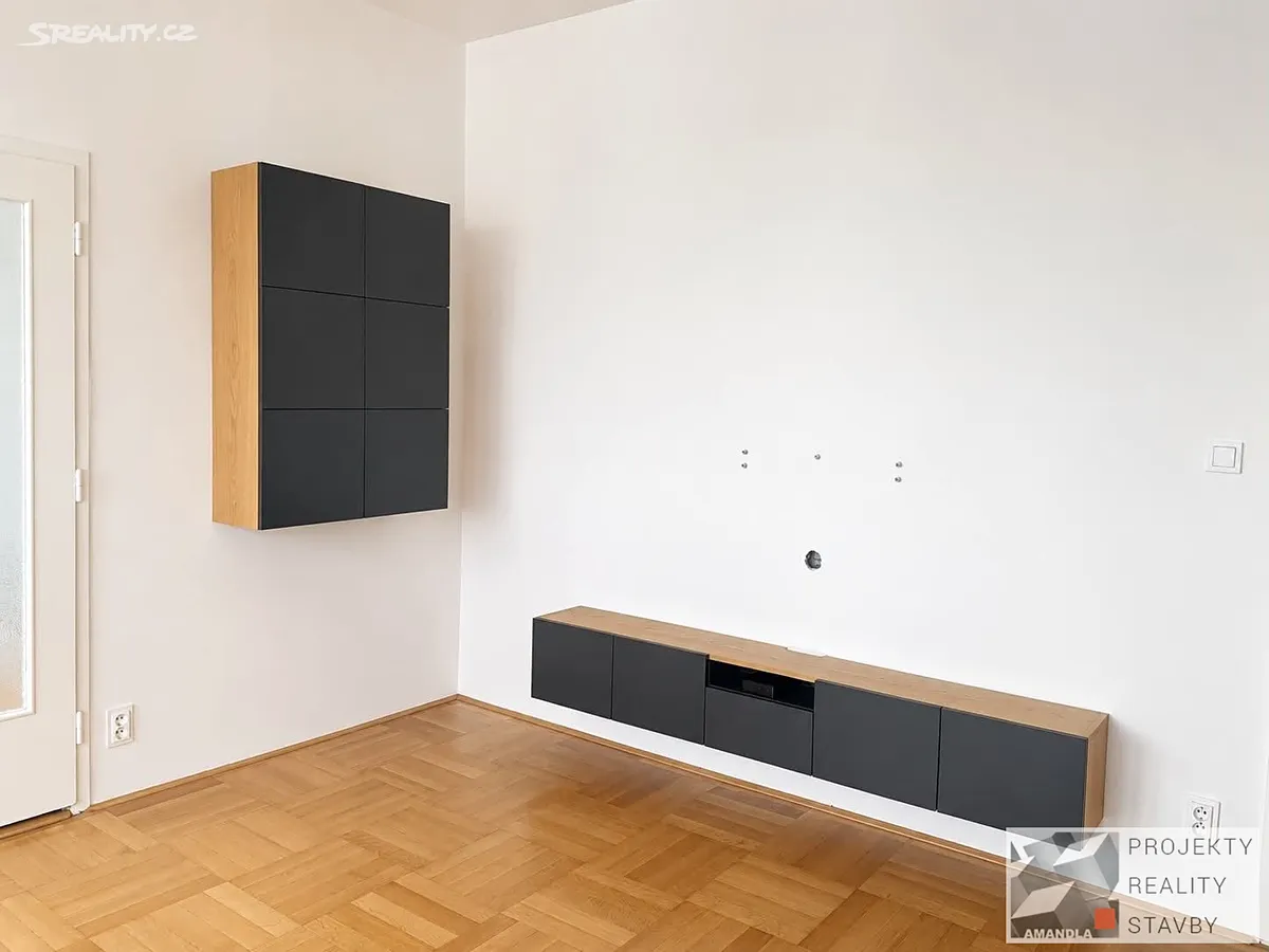 Pronájem bytu 3+1 86 m² – pohled 4