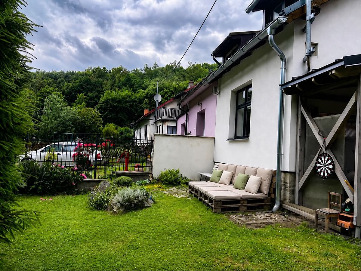 Prodej rodinného domu 135 m², pozemek 1182 m² – fotografie 3