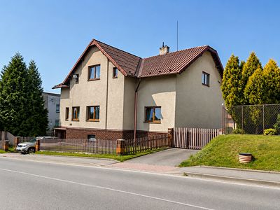 Prodej rodinného domu 320 m², pozemek 2836 m²