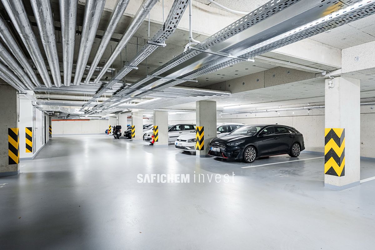 Prodej garážového stání 13 m² – fotografie 2