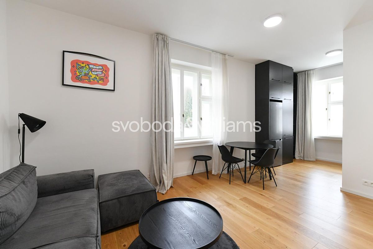 Pronájem bytu 2+kk 43 m²