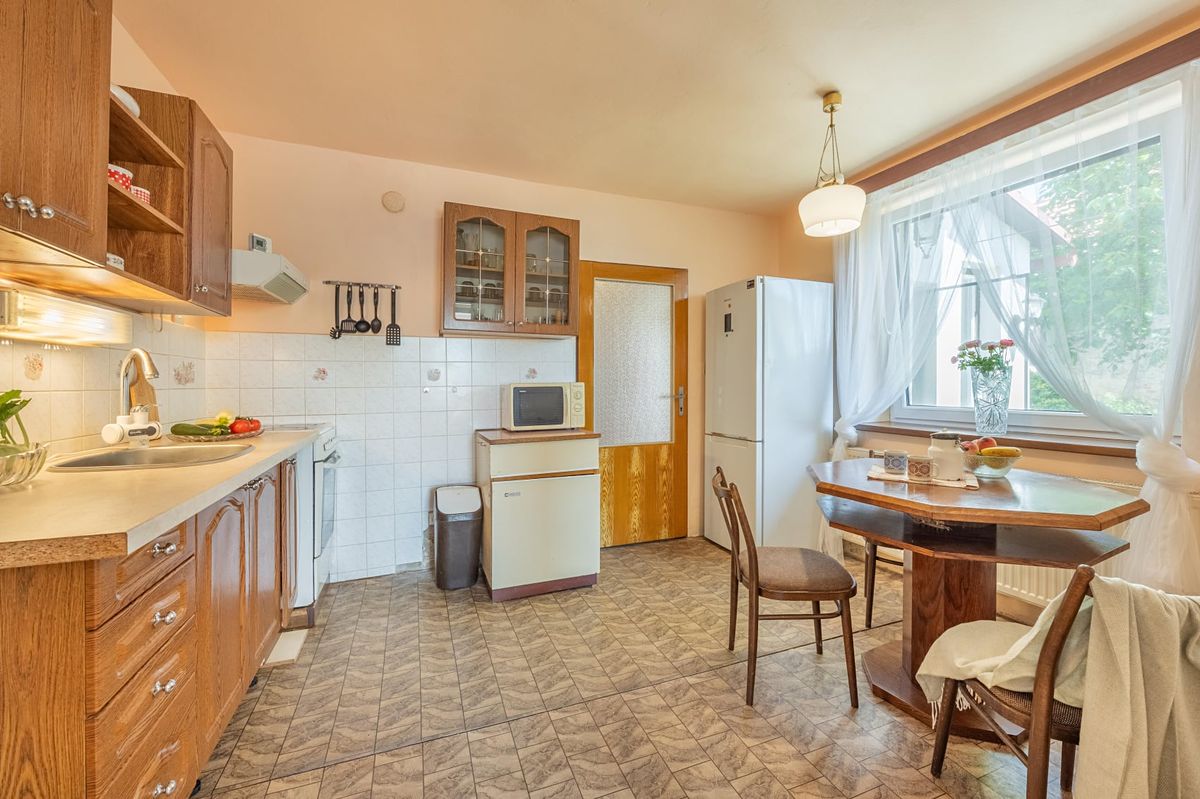 Prodej rodinného domu 72 m², pozemek 529 m² – fotografie 5