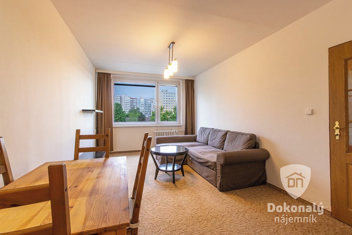 Pronájem bytu 2+kk 43 m²