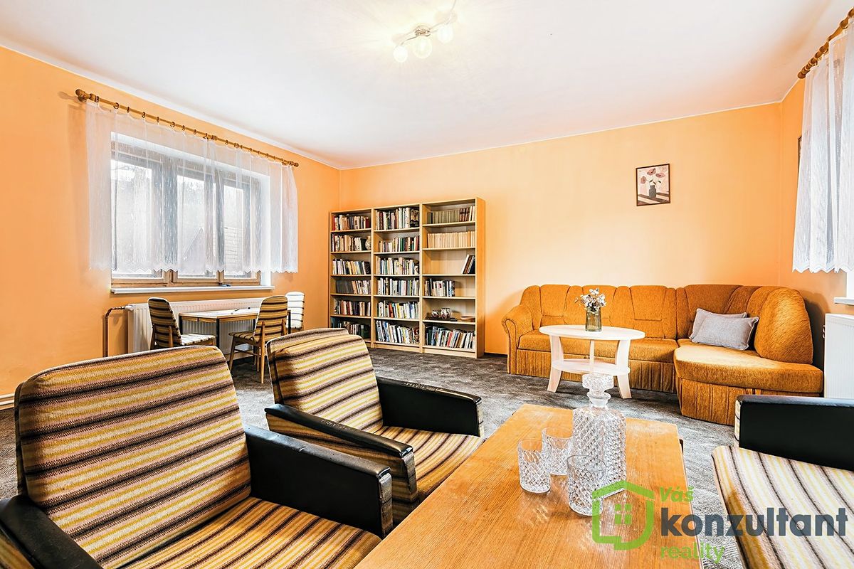 Prodej rodinného domu 121 m², pozemek 687 m² – fotografie 3