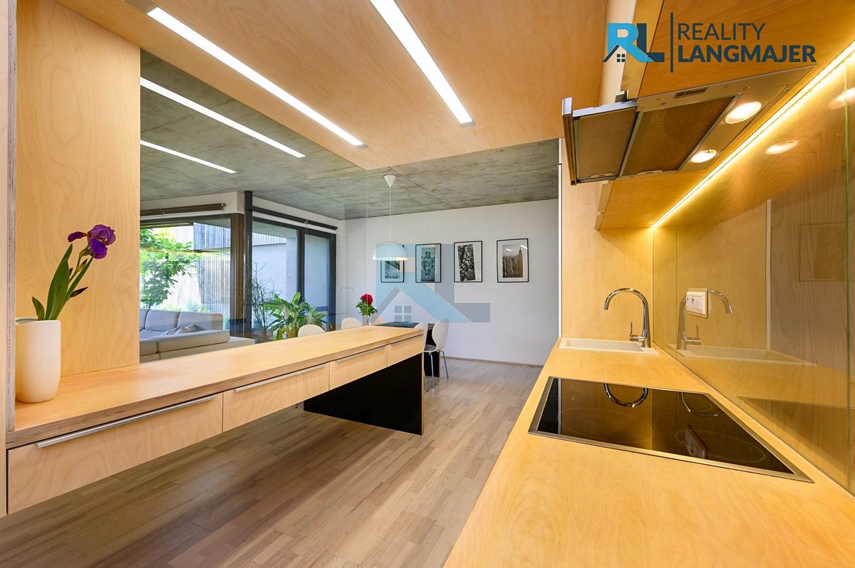 Prodej rodinného domu 134 m², pozemek 343 m² – fotografie 5