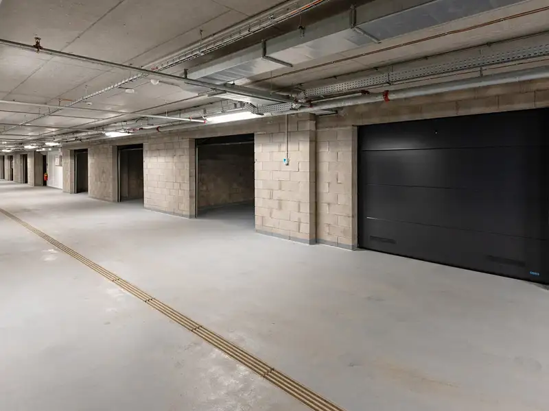 Prodej garážového stání 30 m², Brno – náhled fotky 1