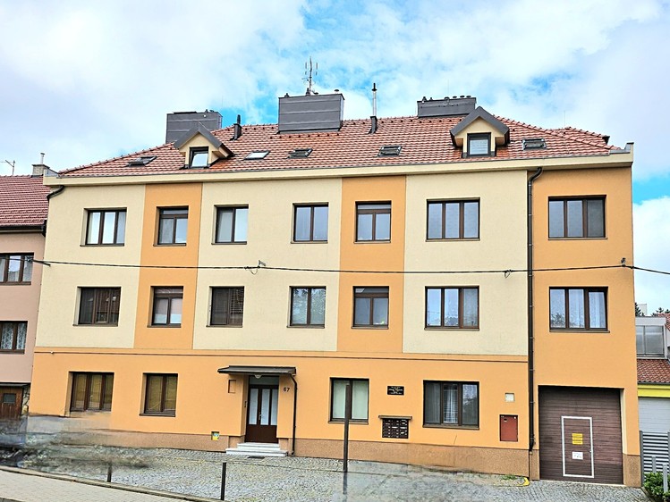 Квартира 2+kk на продаж, 42 м² (1 з 10)