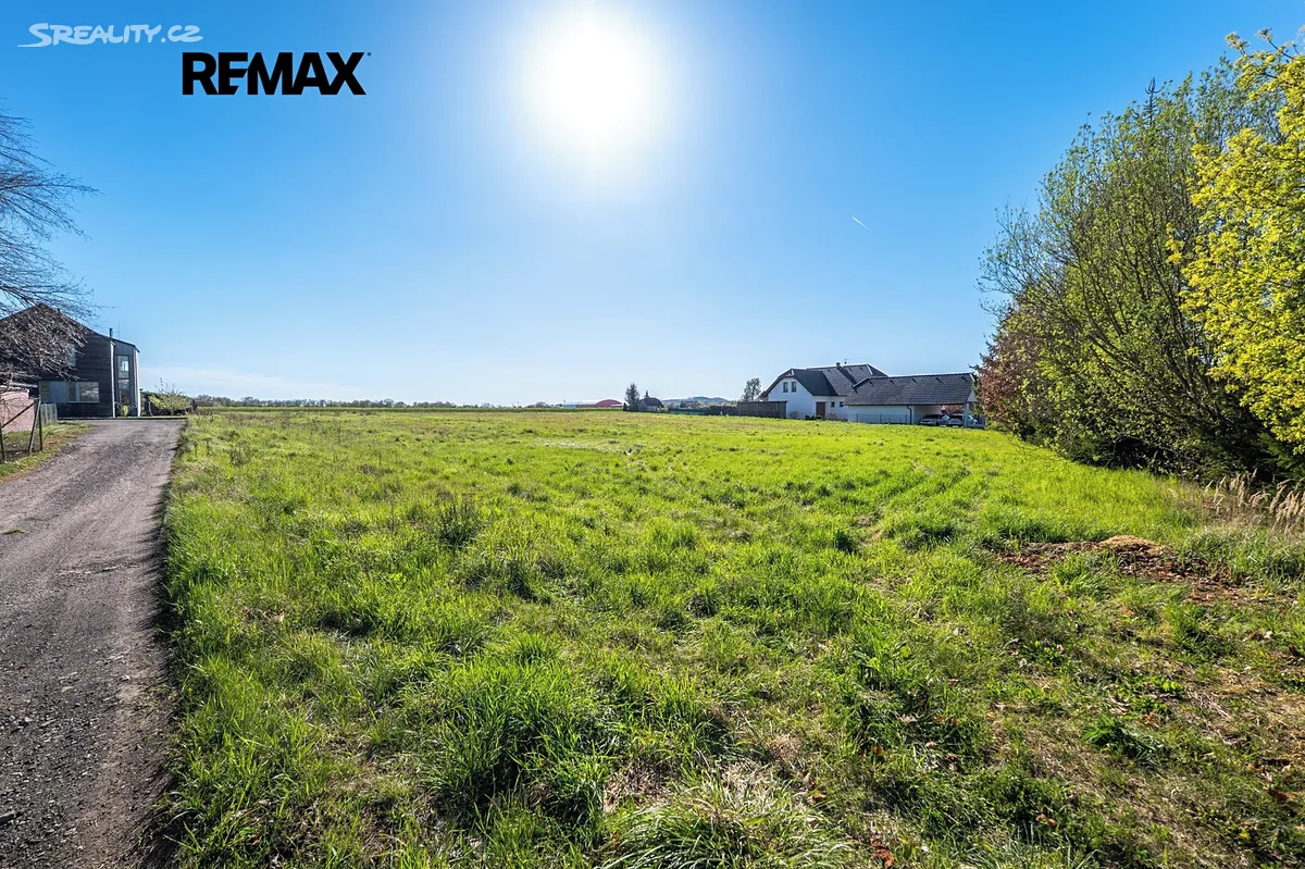 Prodej stavebního pozemku 1128 m² – pohled 5