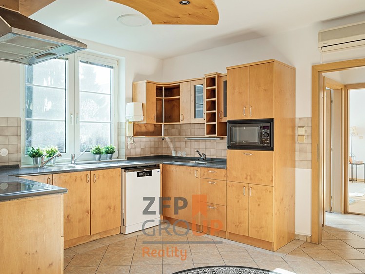 Prodej domu, 355 m² (14 z 61)