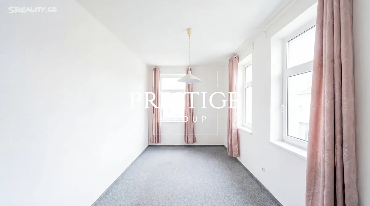 Pronájem bytu 2+kk 42 m² – pohled 3