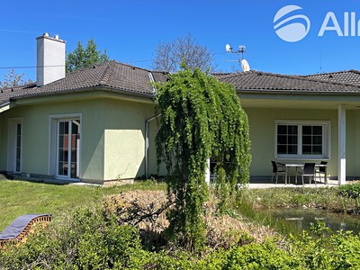 Prodej  rodinného domu 140 m², pozemek 2 435 m²